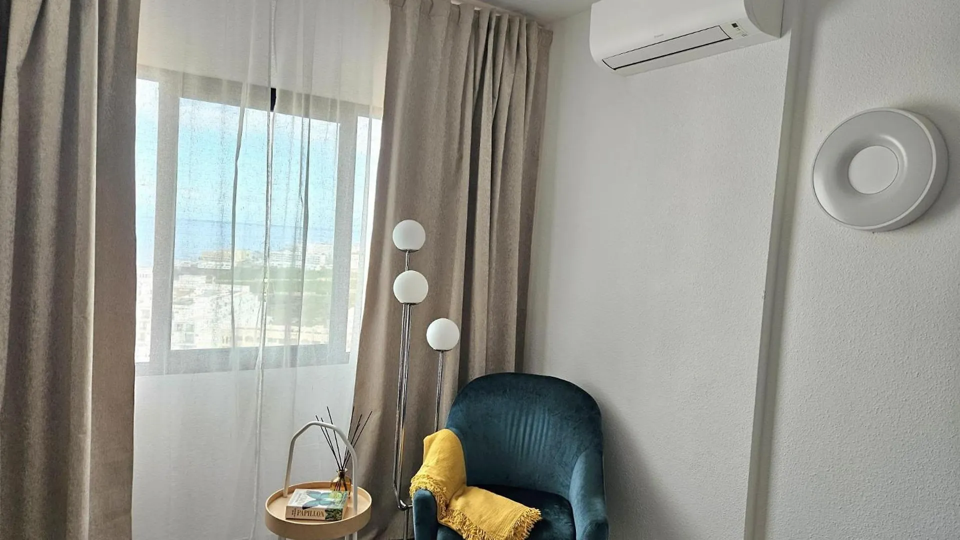 Luxury Sun & Sea View Suite Paraiso アデヘ アパート